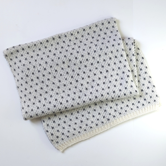 Aerie Classic Chunky Polka Dot Jacquard Knit Wool Blend Scarf Ivory Gray OS - Picture 1 of 8